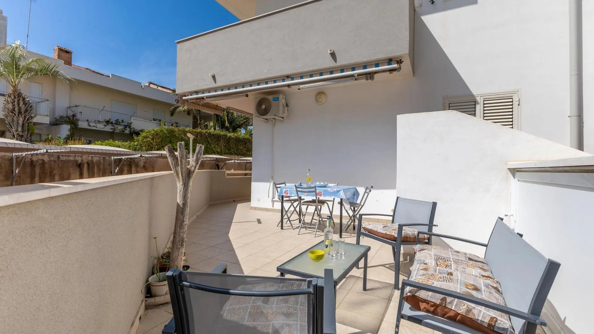 Vicin O Mari Apartment Marina di Ragusa Italy